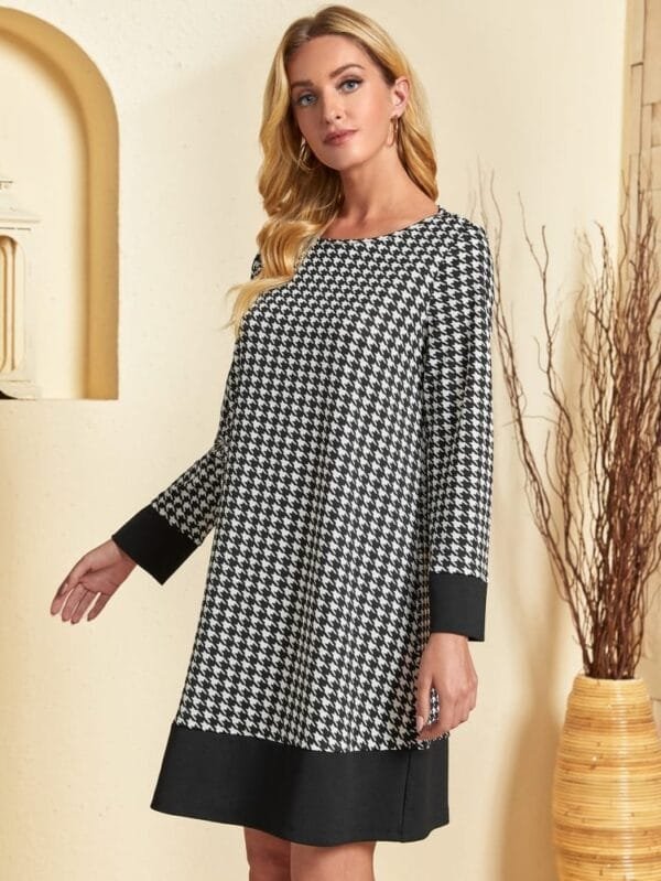 Rochie Emilena, lejera cu model - imagine 2