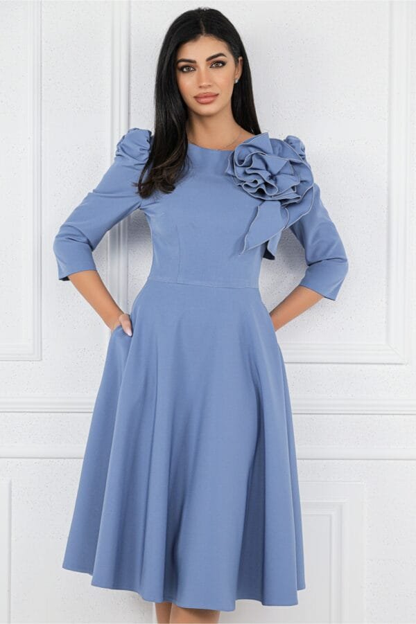 Rochie MBG bleu cu floare maxi pe bust