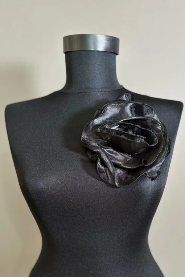 Brosa Floare Neagra Lola