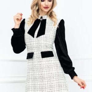 Rochie eleganta cu maneci si esarfa din catifea si imprimeu carouri