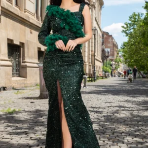 Rochie eleganta verde Isabela cu fronseuri si insertie de fulgi