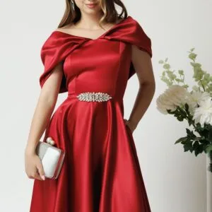 Rochie bordo din tafta in clos cu accesoriu metalic in talie- Ella Collection Jolie