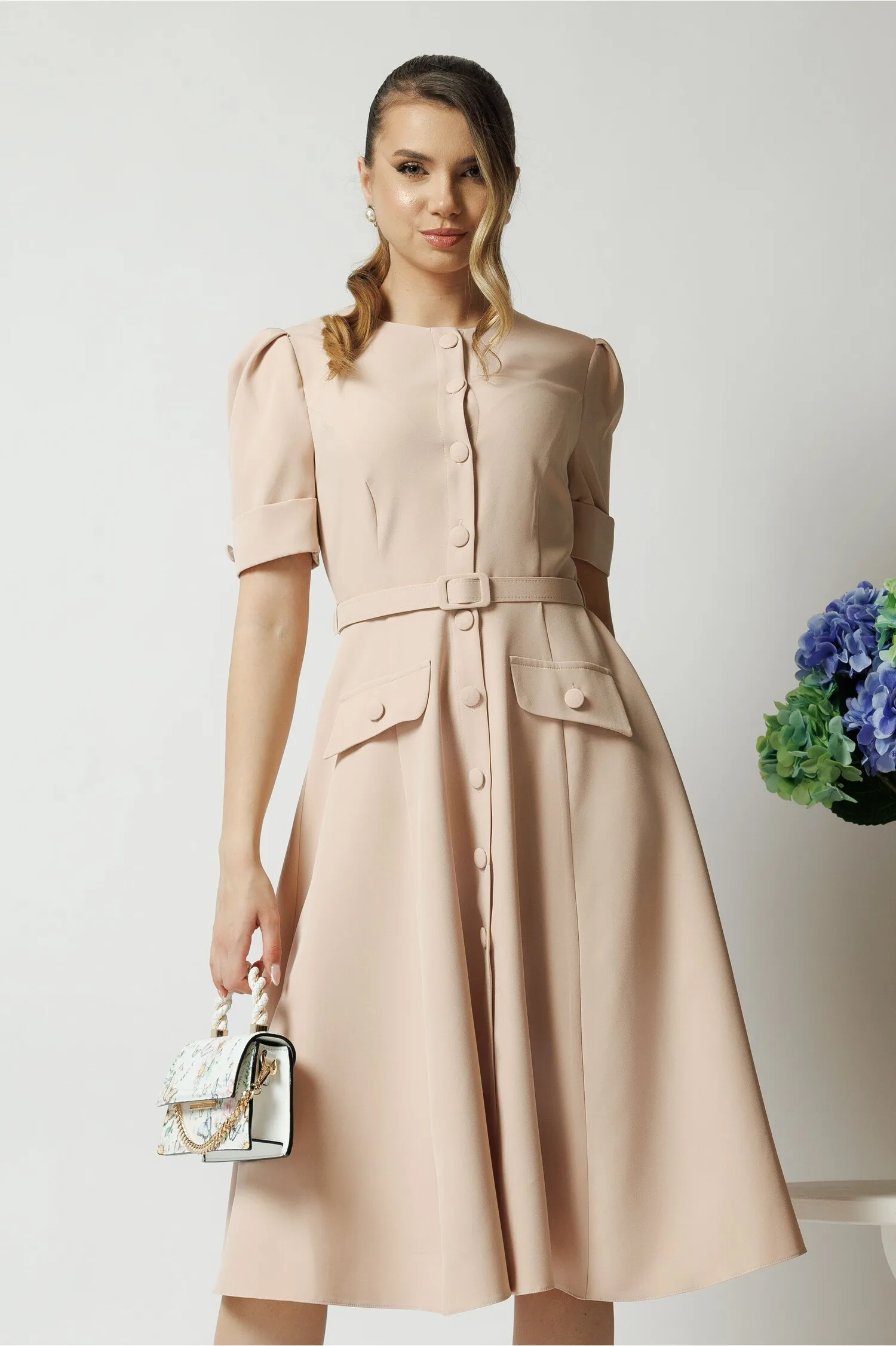 Rochie DY Fashion bej de zi cu nasturi si curea in talie
