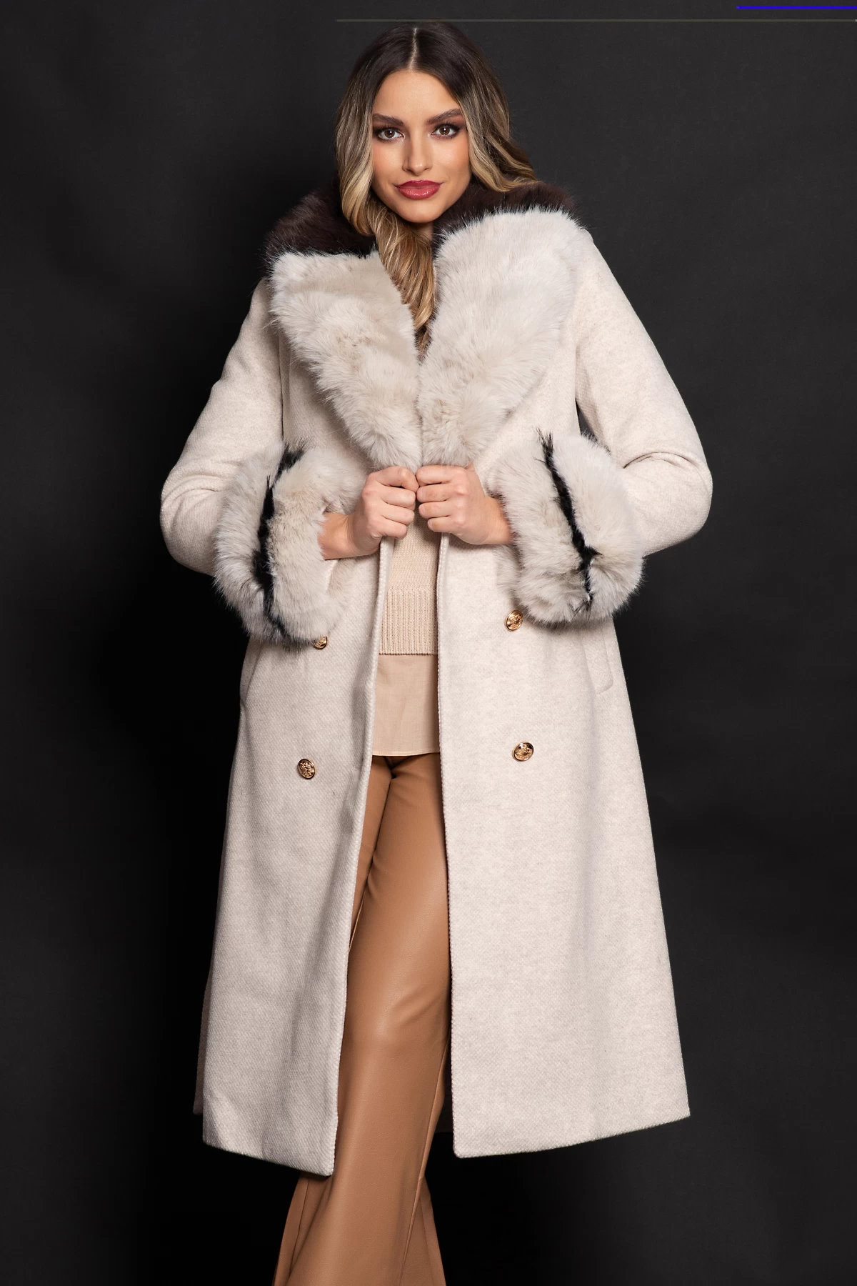 Palton dama lung elegant Aleksandra din stofa bej cu blana eco 1 Palton dama lung elegant Aleksandra din stofa bej cu blana eco